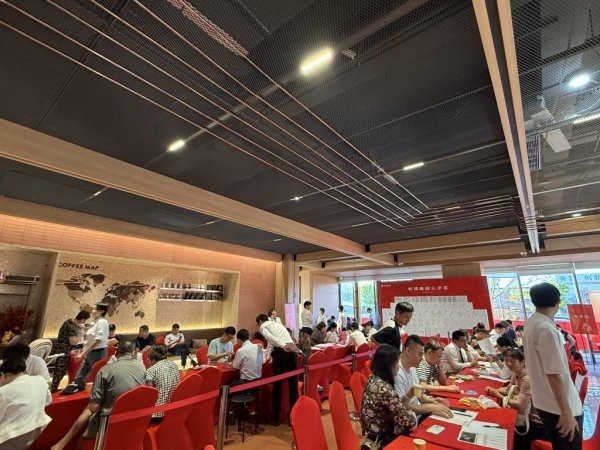 千层金 上海楼市新政落地一周：多个新盘热卖，二手房成交创60天新高